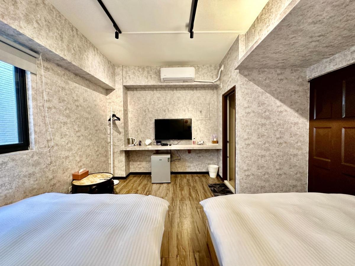 御旅 Inn Тайджун Екстериор снимка